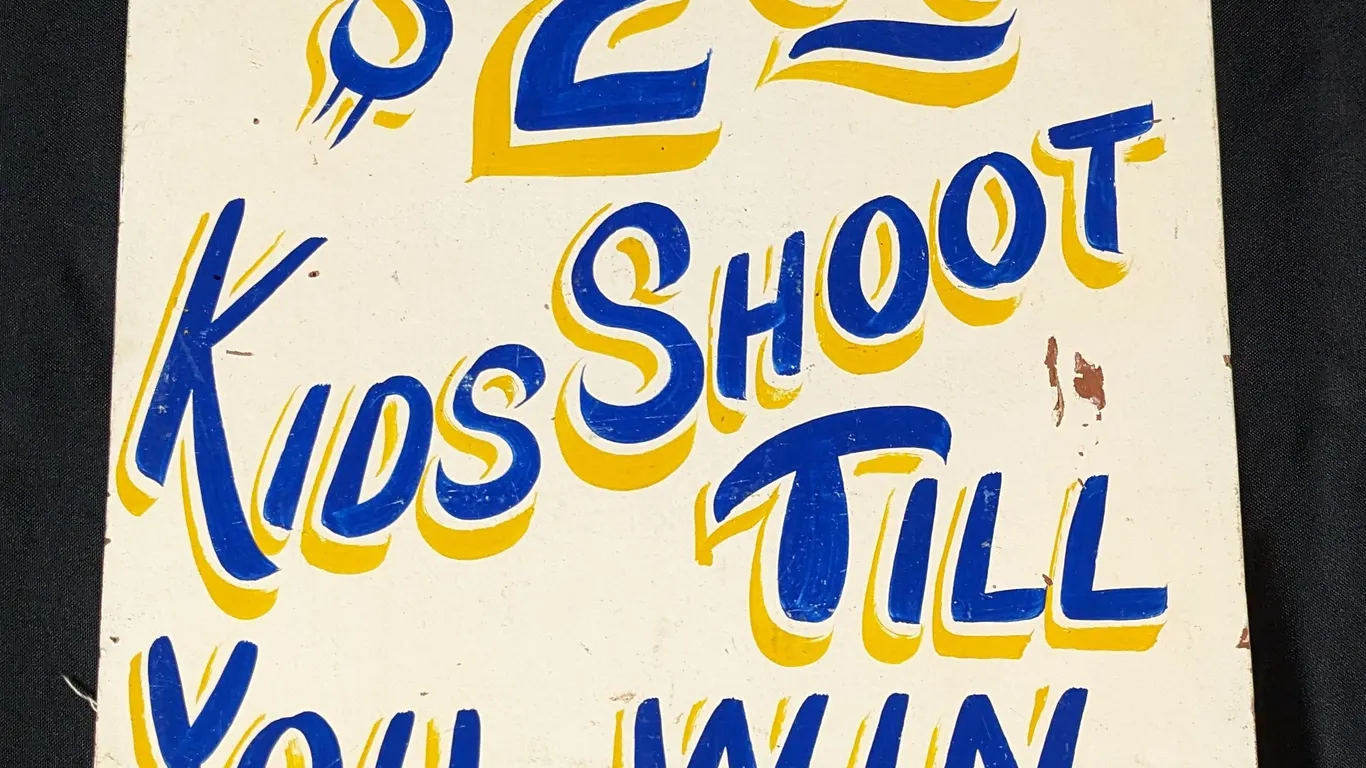VINTAGE PLYWOOD CARNIVAL CIRCUS SIGN $2.00 KIDS SHOOT TILL YOU WIN
