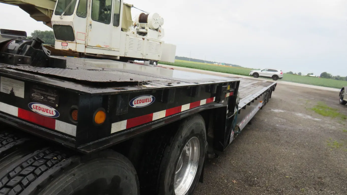 2005 Ledwell 53' Drop Deck Trailer