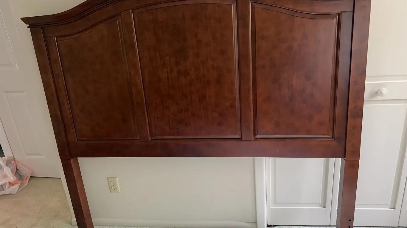 Pier1 Imports Queen sized headboard