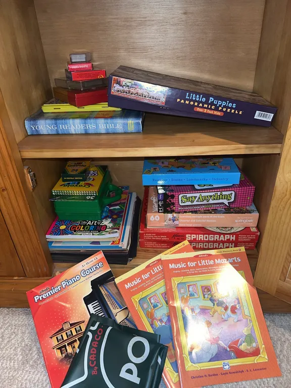 Puzzles and games – vintage Spirograph, and more