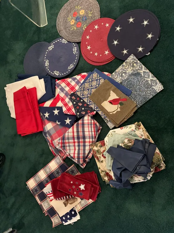Patriotic placemats, tablecloths + more