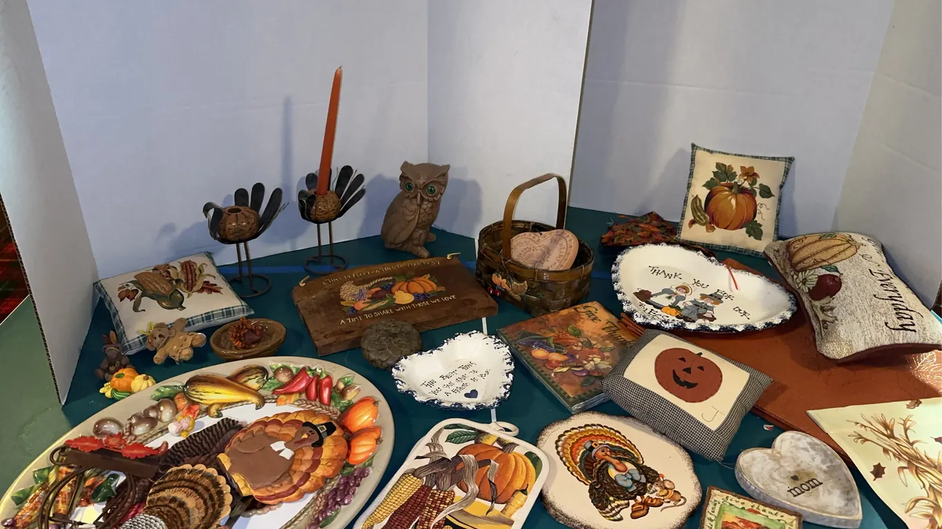 Harvest / Thanksgiving decor