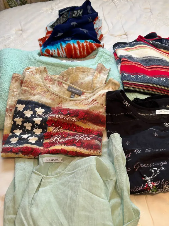 Plus-Size Women's Tops