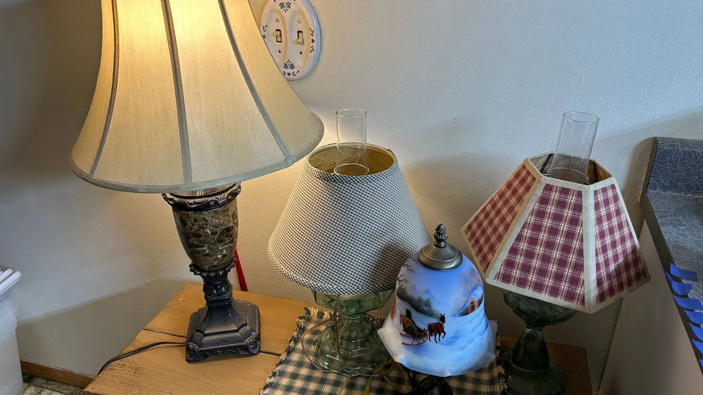 Four Table Lamps With Glass and Ceramic Bases, Including Holiday Motif Accent Lamp, Assorted Shades
