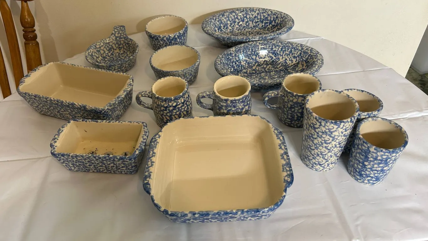 Roseville Pottery Works Blue Spongeware