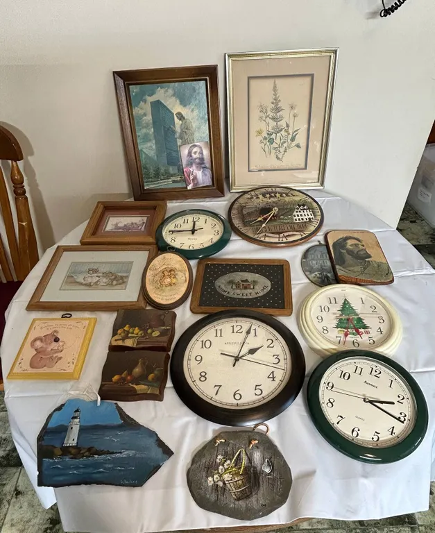 Wall Clocks, Framed Artworks, and Decorative Plaques