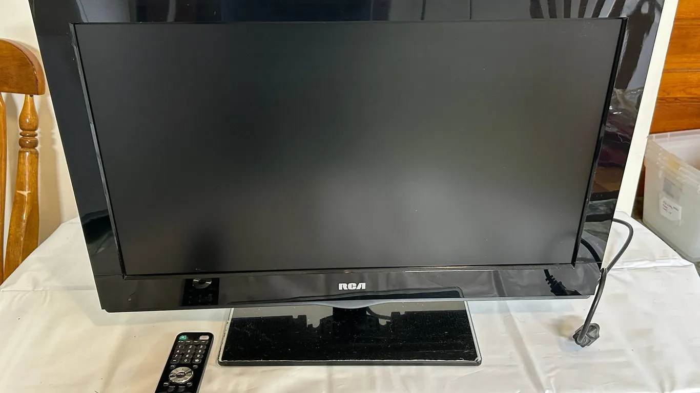 RCA 26-Inch TV with Remote