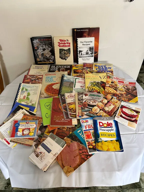 Large Assorted Lot of Vintage to Modern Cookbooks