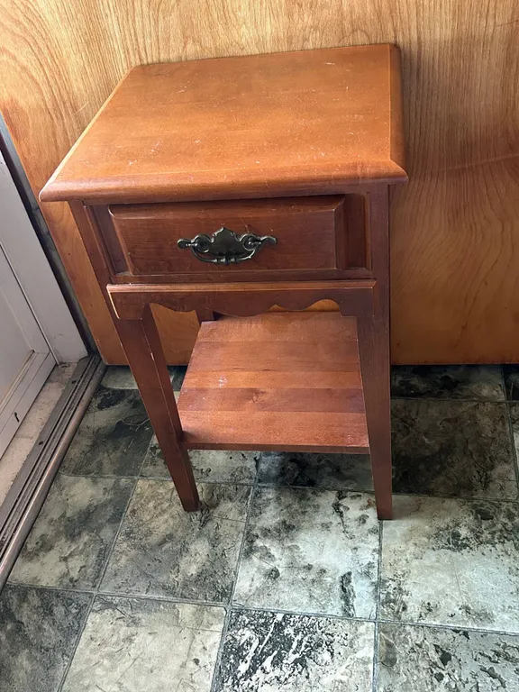 Solid Wood One-Drawer Nightstand with Lower Shelf