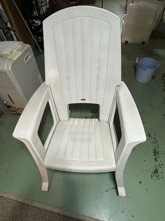 Rubbermaid White Outdoor Resin Rocking Chair