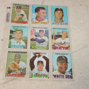 Vintage Topps Baseball Cards