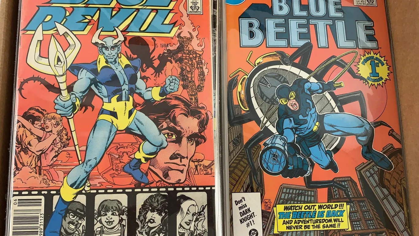 DC Comics - Blue Beetle and Blue Devil Comic Lot