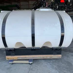 1000Gal Poly Tank on Skid