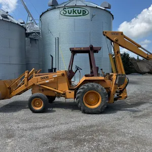 580 Super E Case Backhoe - Runs Great!
