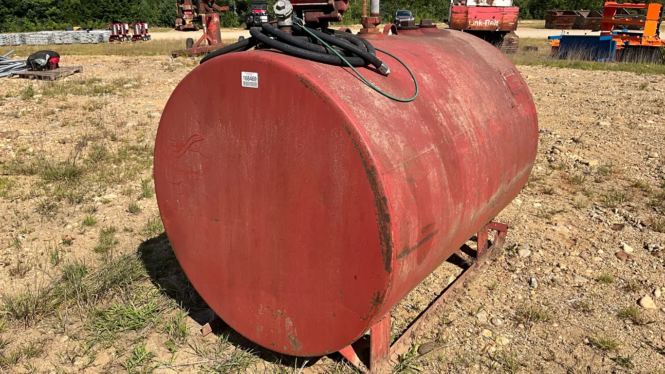 500 GAL SKID MOUNTED FUEL TANK