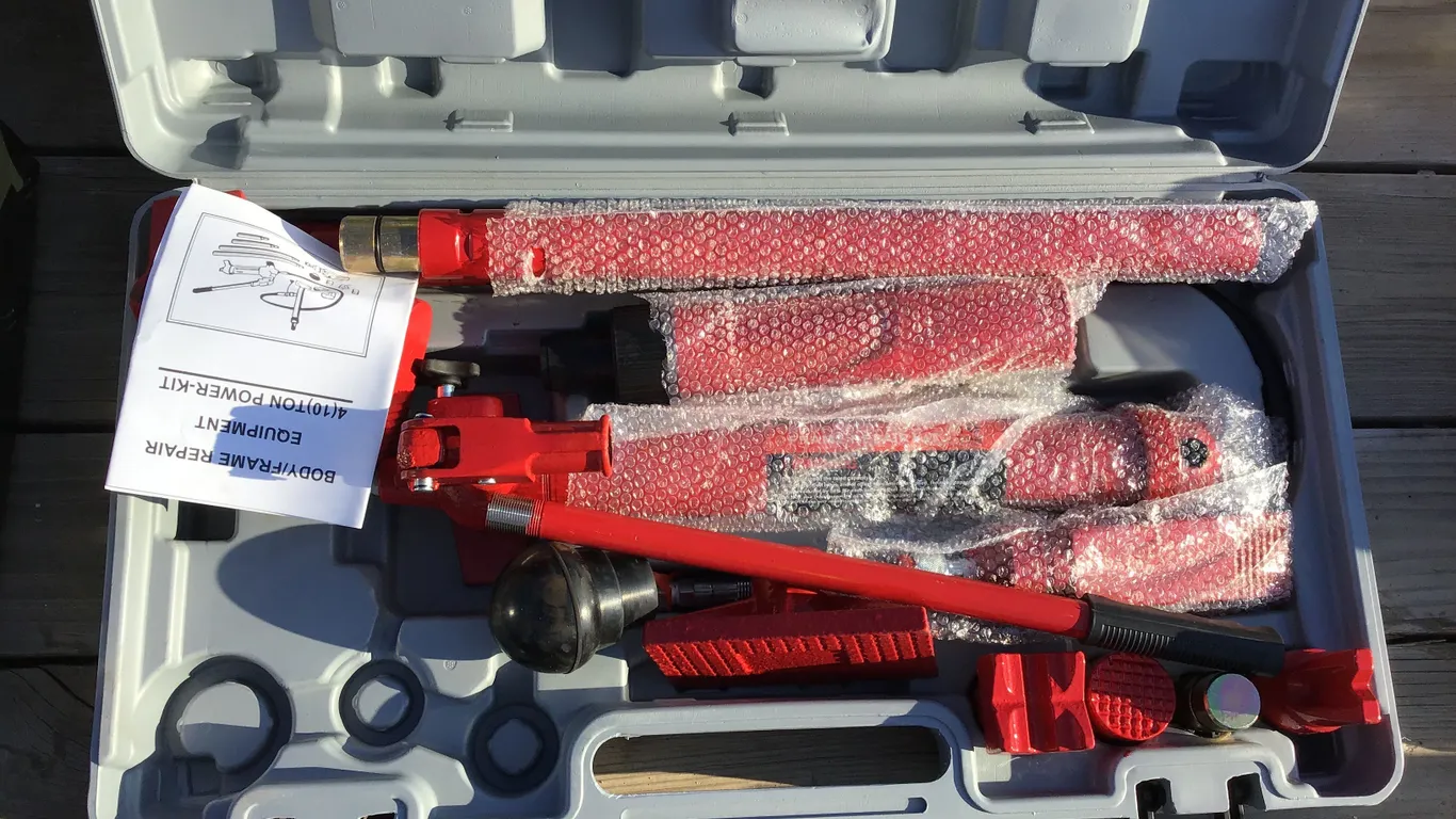 UNUSED WOKIN 737210 10 TON PORTABLE HYDRAULIC EQUIPMENT KIT