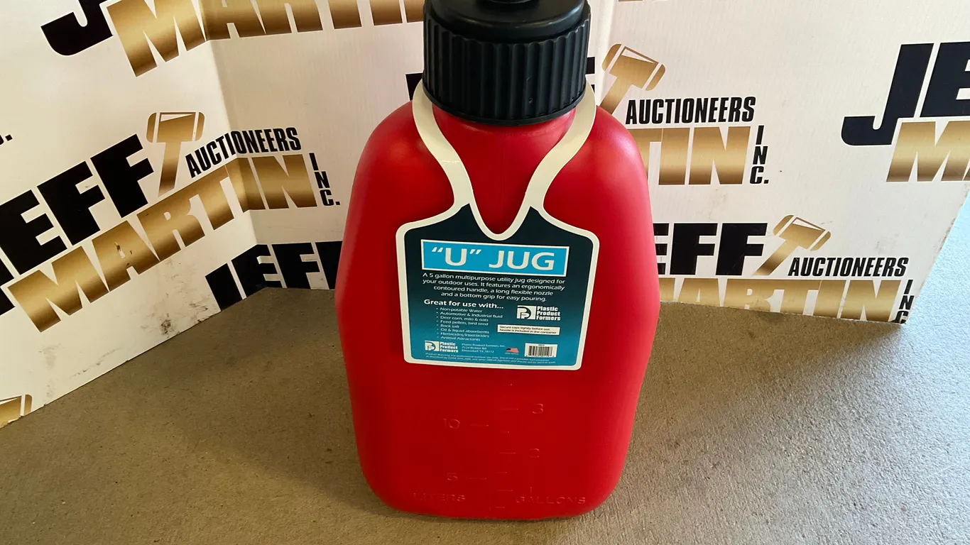 UNUSED 5 GAL UTILITY JUG