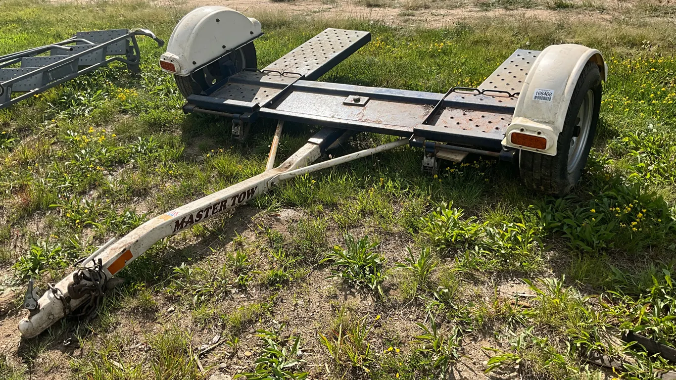 2009 MASTER TOW CAR HAULER TRAILER 5'X8'