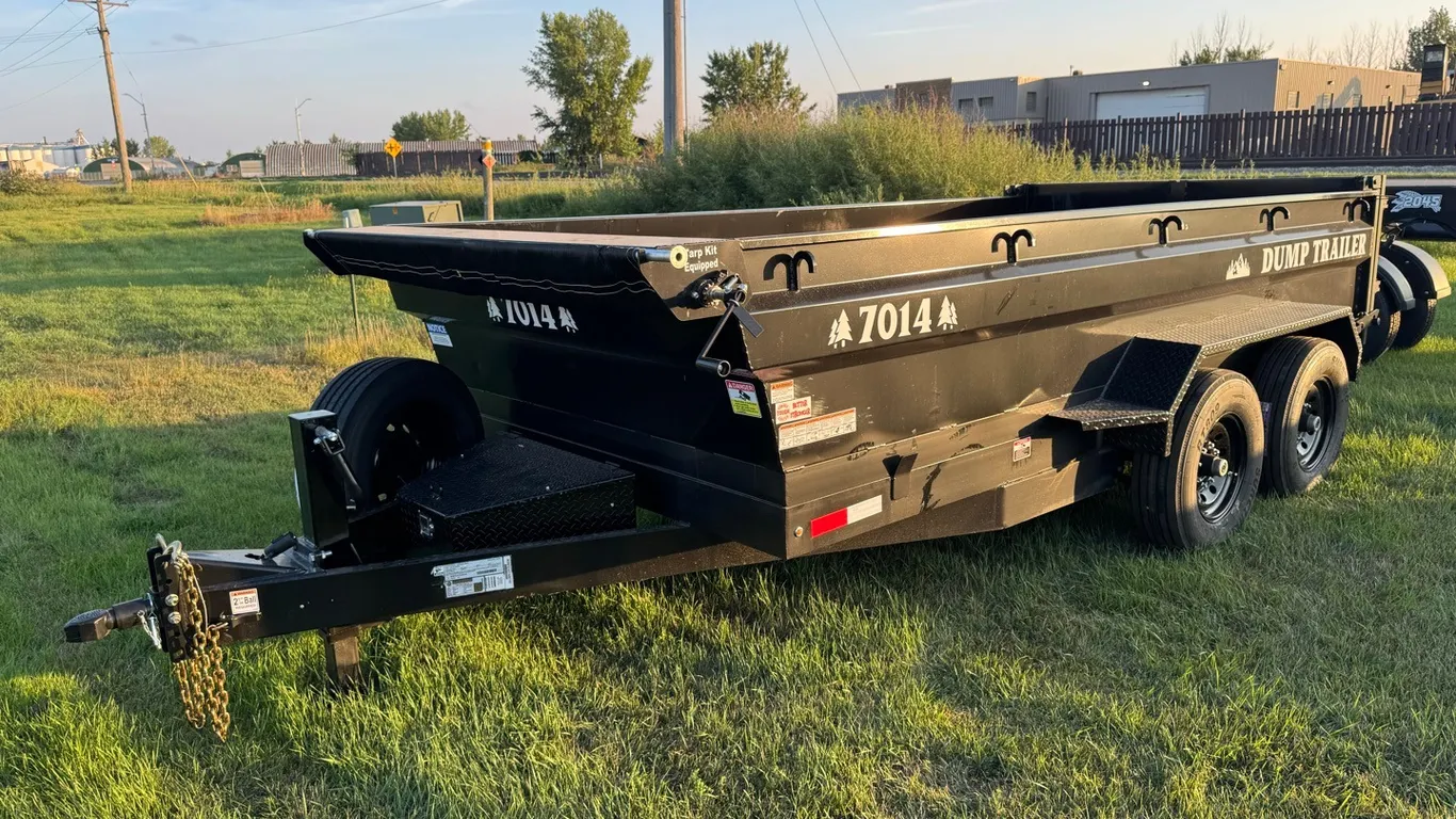 New 2026 Industries America 7014 14' farm dump trailer