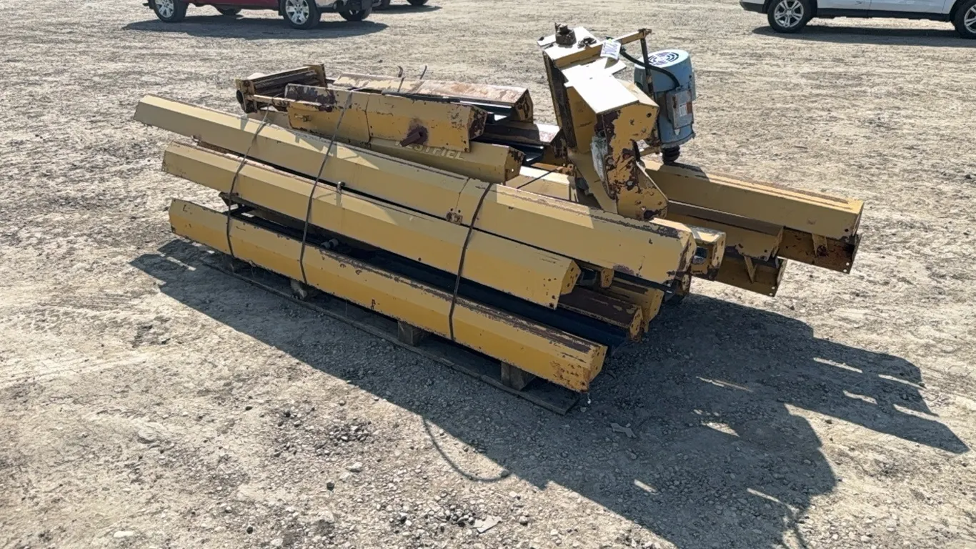 ZAMBEL EQUIPMENT 1600 CONVEYOR CATTLE FEEDER, MISSING BELT s/n - 1320