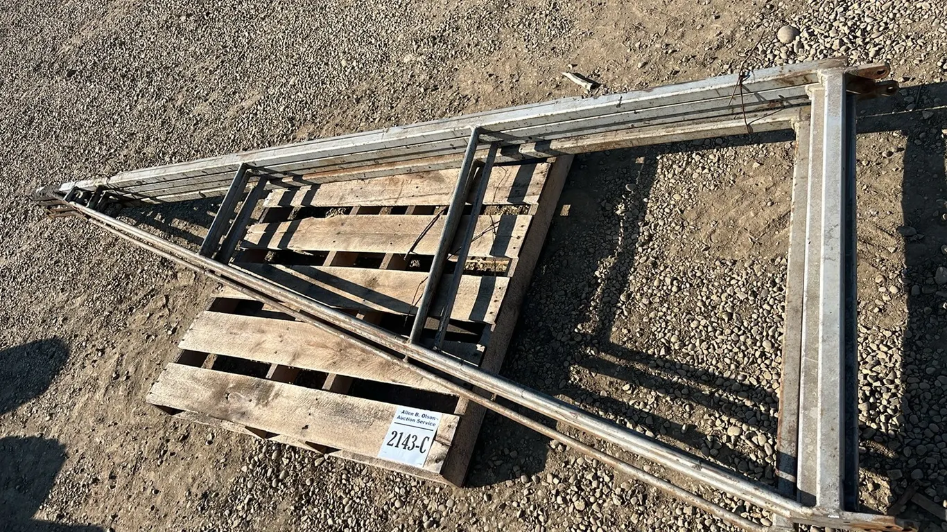 4 - HEAVY DUTY FARM GATES