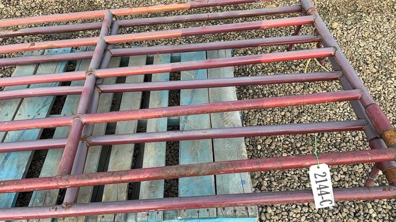 2 - 8' LIGHT DUTY GATES - SOLD PER GATE