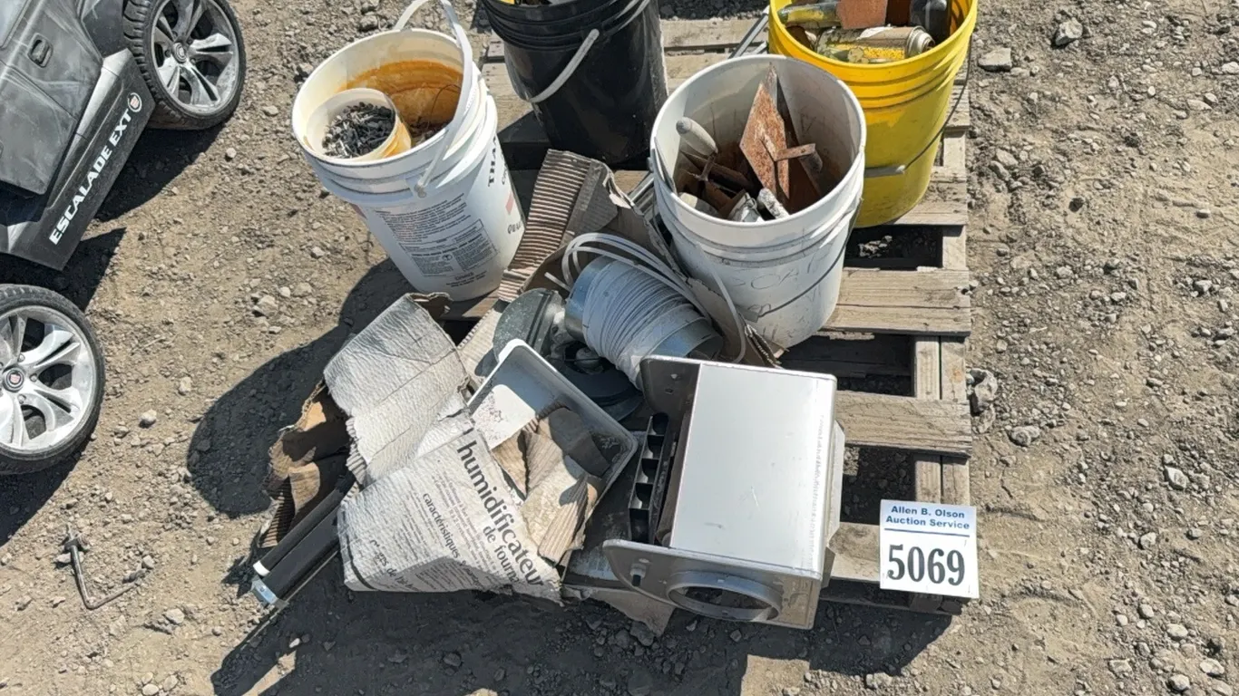 PAILS OF ROOFING NAILS, PROJECTOR SCREEN W/ STAND, ASSORTED TROWELS, HUMIDIFER, ASSORTED OIL, SPRAY CANS, LEVEL