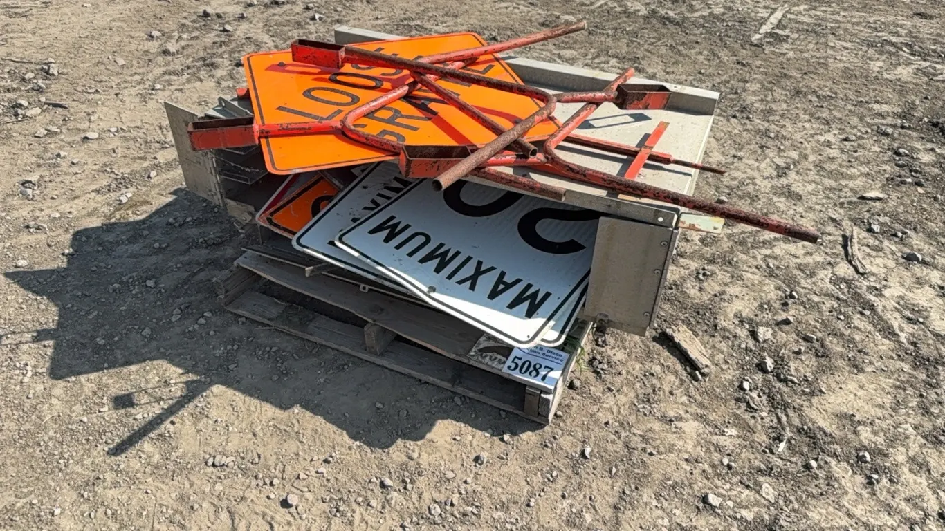 ROAD SIGN, TOOL BOX, SIGN STANDS