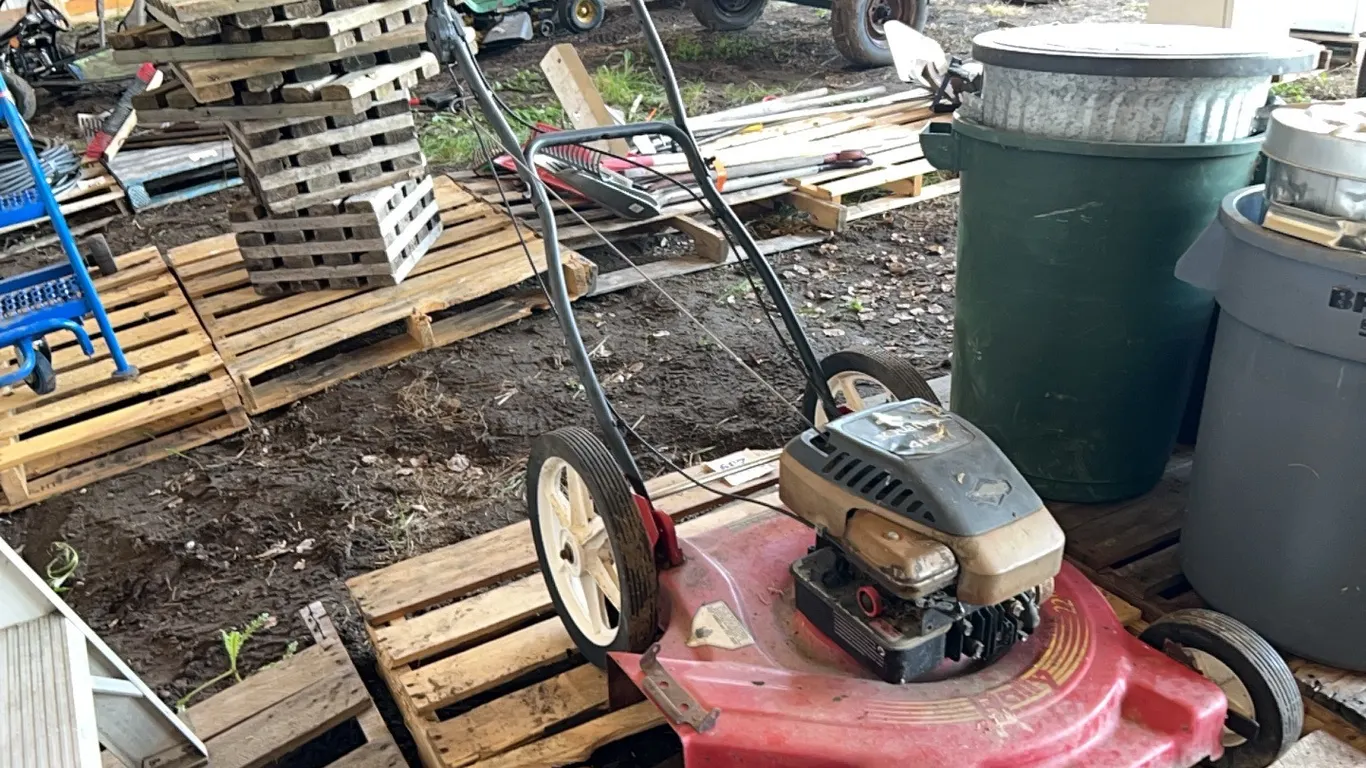 RALLY 22" PUSH MOWER - CONDITION UNKNOWN