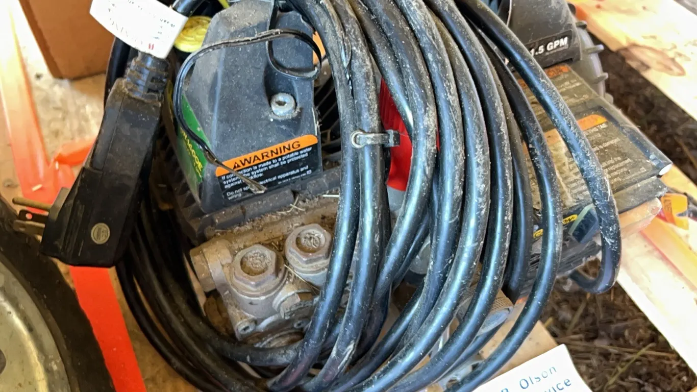 JD 1400 PSI PRESSURE WASHER