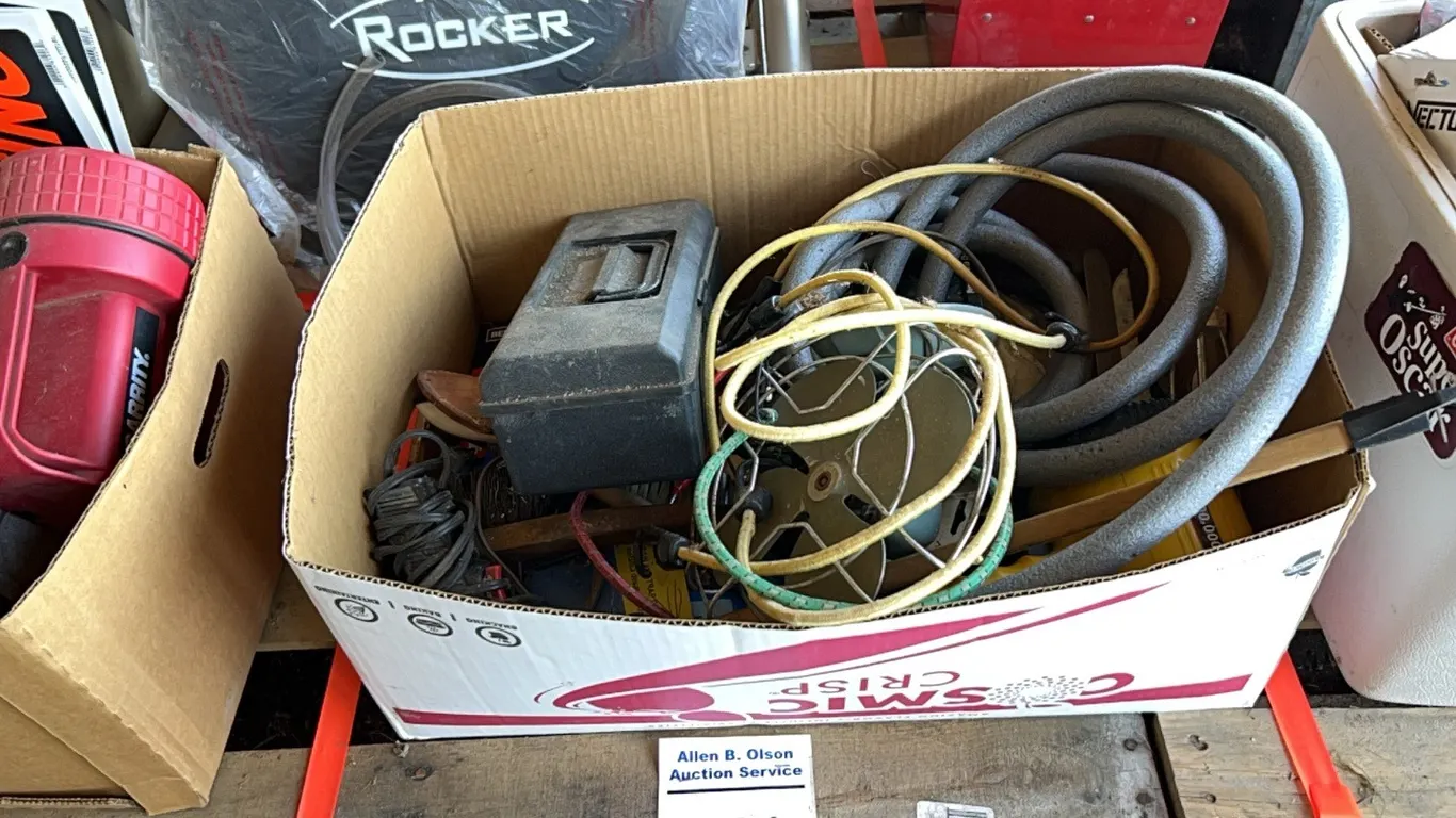 BOX OF MISC