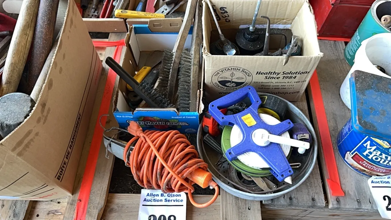 WIRE BRUSHES, SCRAPERS, OIL CANS, & TAPE MEASURES