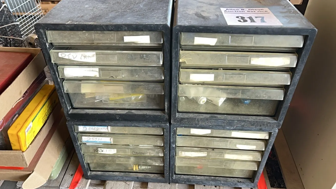 4 - ORGANIZER CABINETS & TRAYS