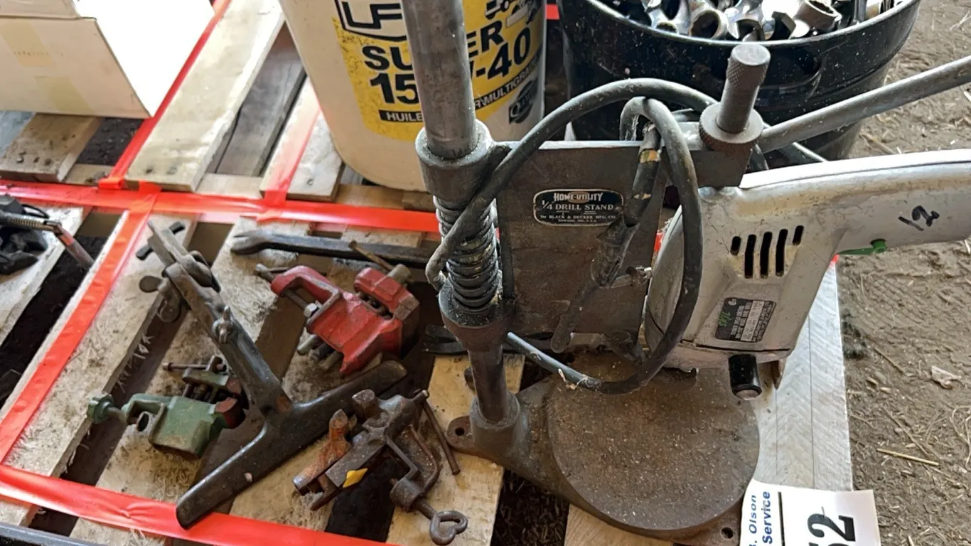 SMALL PORTABLE DRILL PRESS, ASSORT VISES & SHINGLING HAMMER