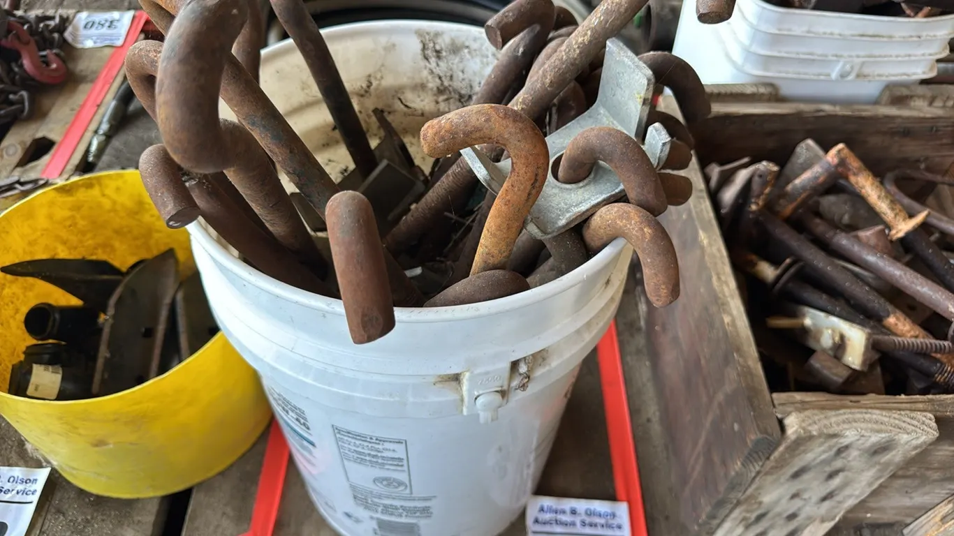PAIL OF J - BOLTS FOR CLAMPS ON DUALS