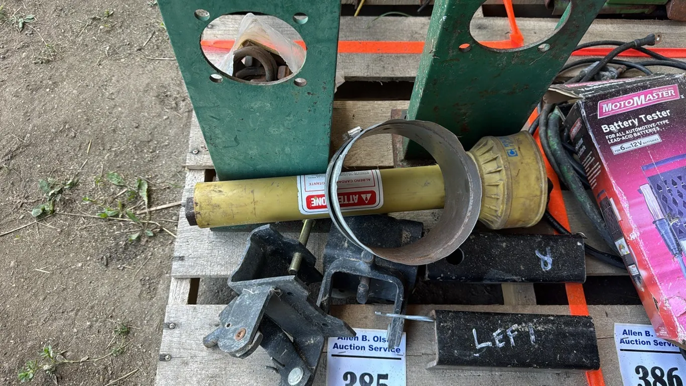 SMALL 540 PTO SHAFT TRACTOR END, HYD CYLINDER BLOCKS & EQUALIZER HITCH CLAMPS & MORE