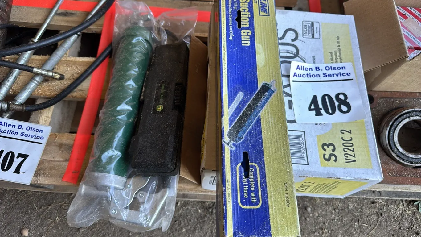 4 - TUBES OF GREASE, NEW PISTOL GRIP GREASE GUN, SUCTION GUN & SMALL JD GREASER