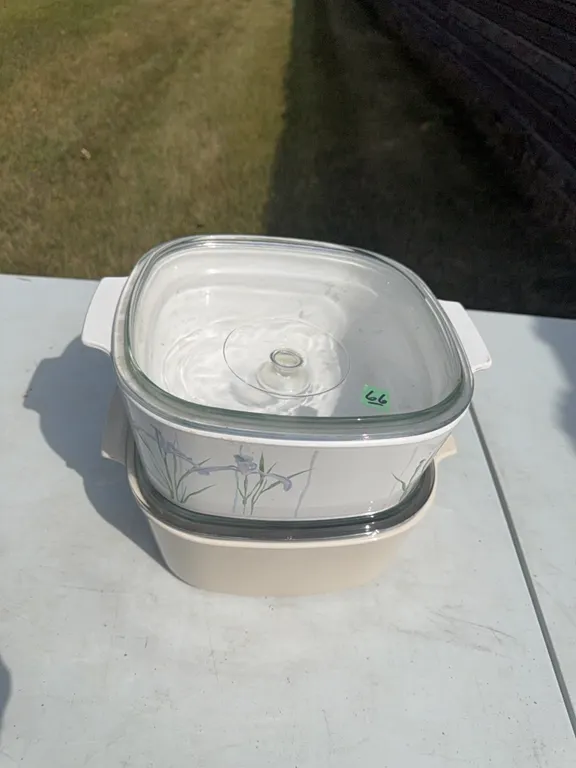 2 large Corning casseroles - w/covers - no chips
