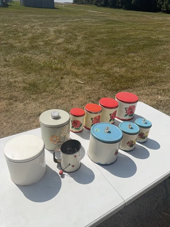 Vintage tin kitchen containers & sifter
