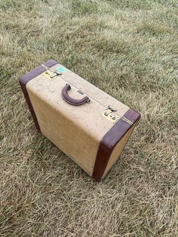 Large suitcase - towncraft - vintage