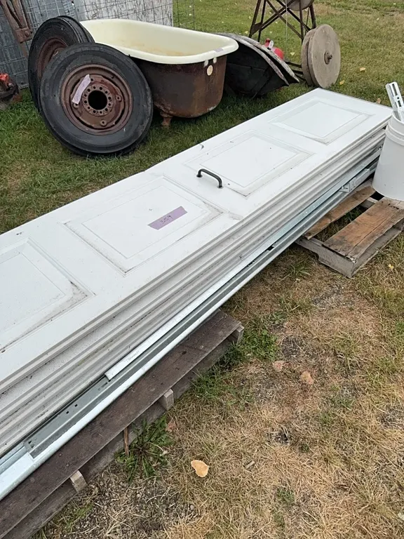 garage door - 9x7 insulated, damaged