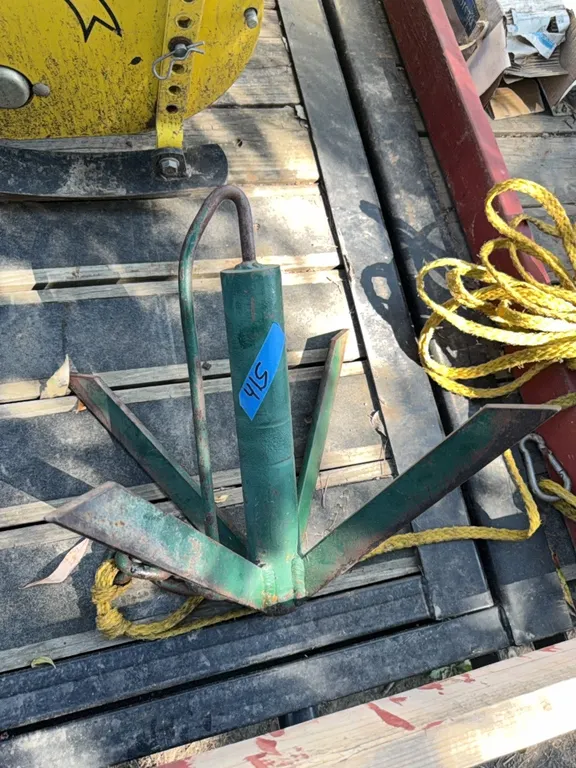 Boat anchor w/ rope