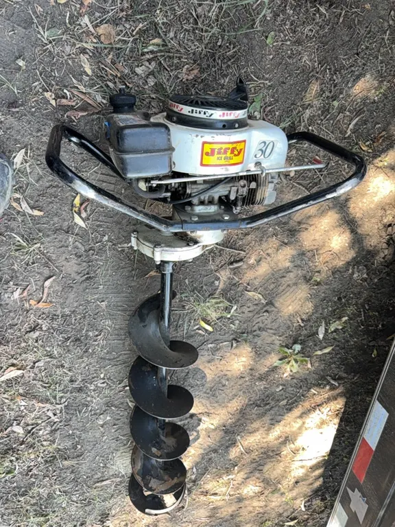 Jiffy ice drill, good shape