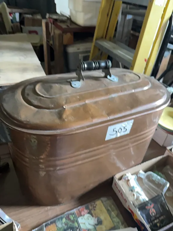 copper bottom, boiler with lid