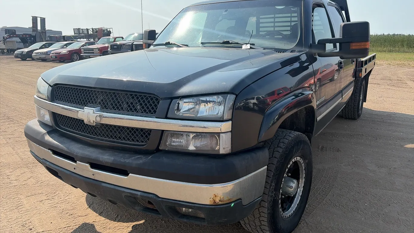 ID 0716 2003 Chevy 1500 HD Silverado Pickup