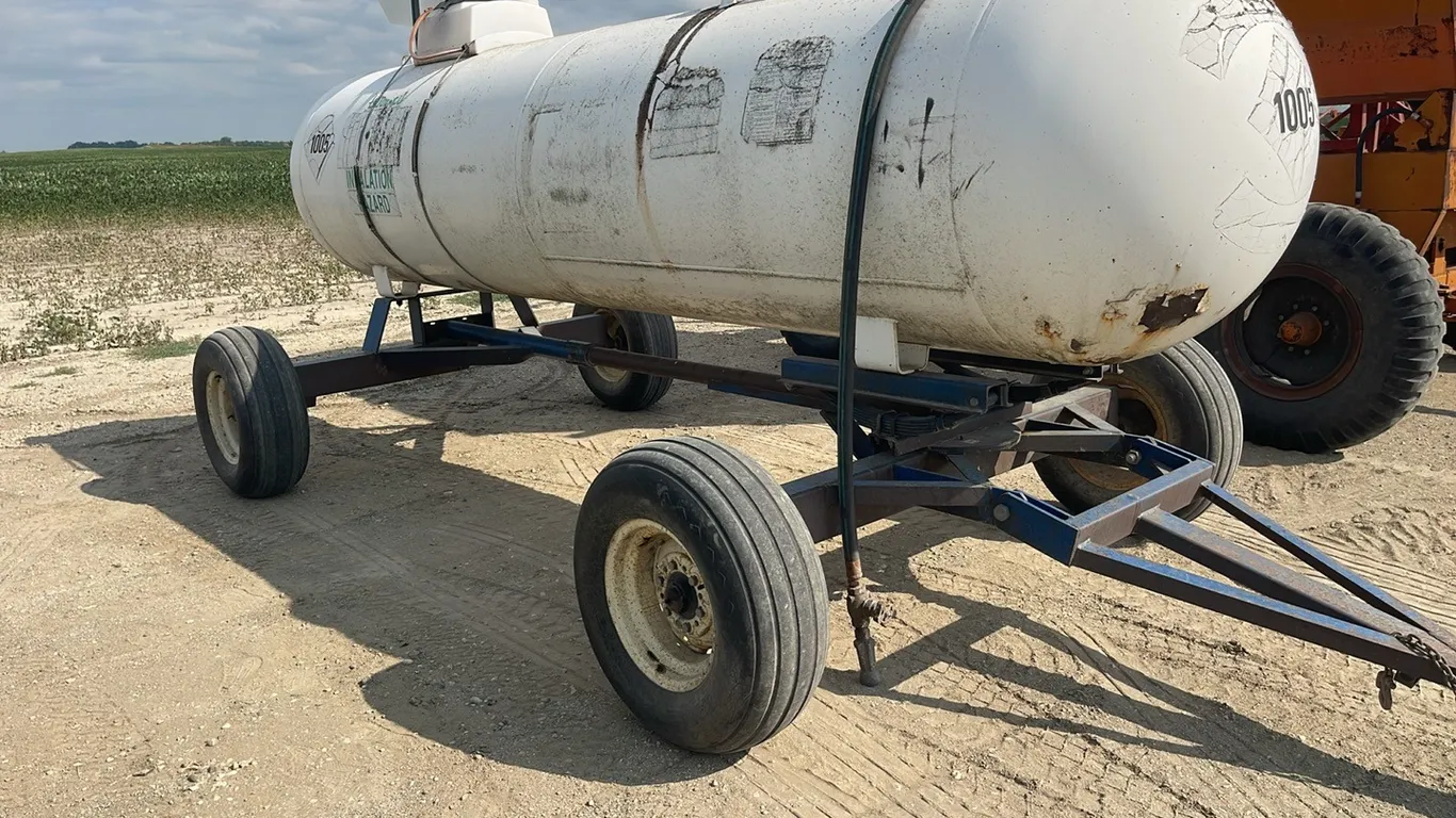 ID 0739 1000gal NH3 Tank