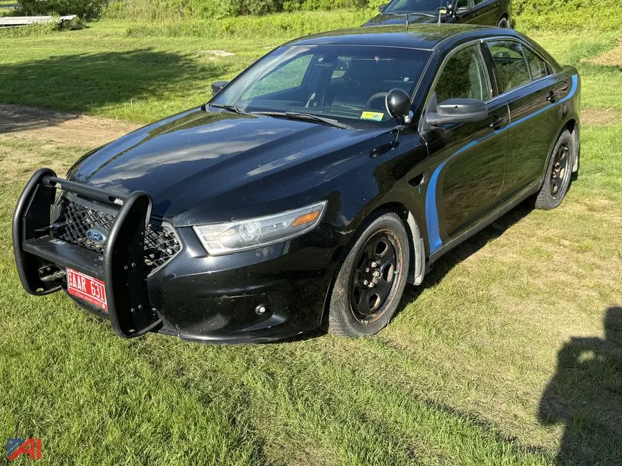 2015 Ford Taurus Sedan/Police Vehicle