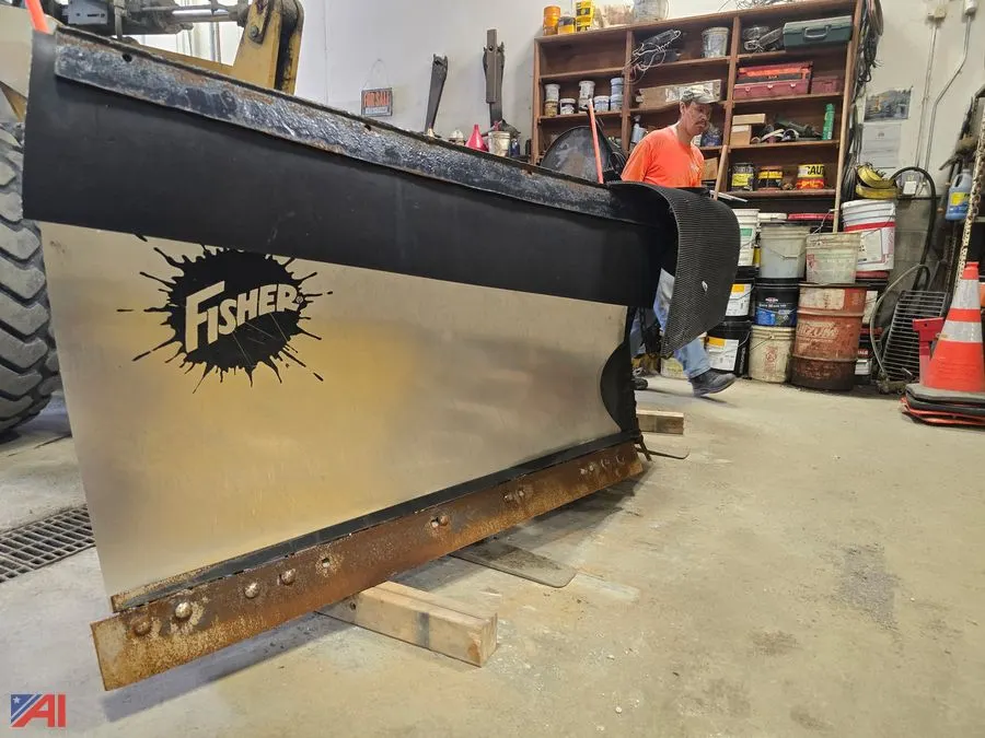 Fisher Stainless Steel XV2 10' 6" Minute Mount 2 V-Plow