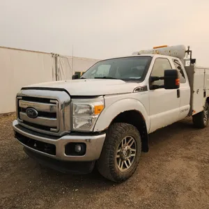 2015  Ford  F-350 Super Duty  XLT 4x4  S/A  Service Truck