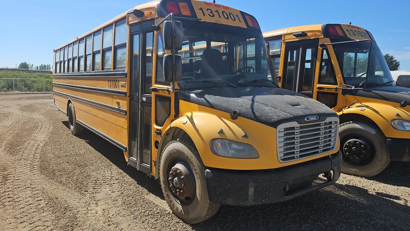 Non-Operable 2013 Freightliner B2 Chassis S/A Passenger Bus